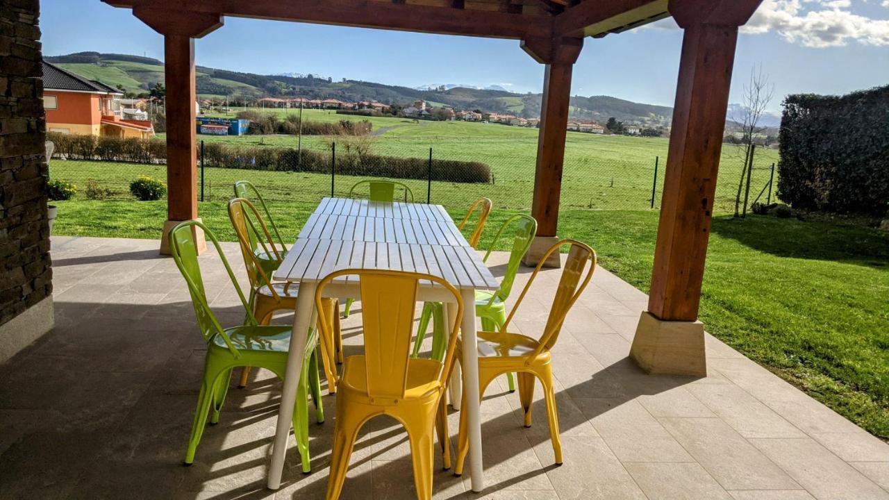 Chalet Galizano Junto A La Playa Esterno foto